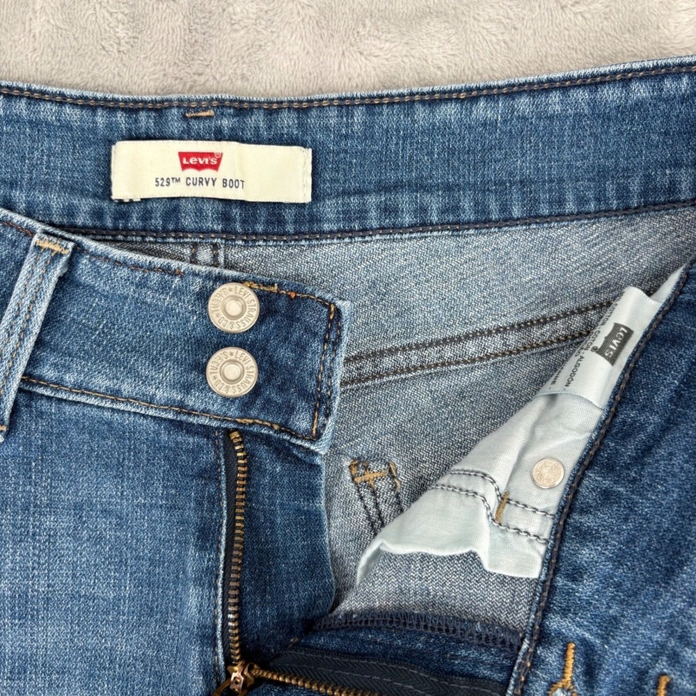Levis Jeans Womens 4M (Fits 27x30.5) Blue 529 Curvy Bootcut Flap Pocket Y2K Boho - Picture 4 of 9